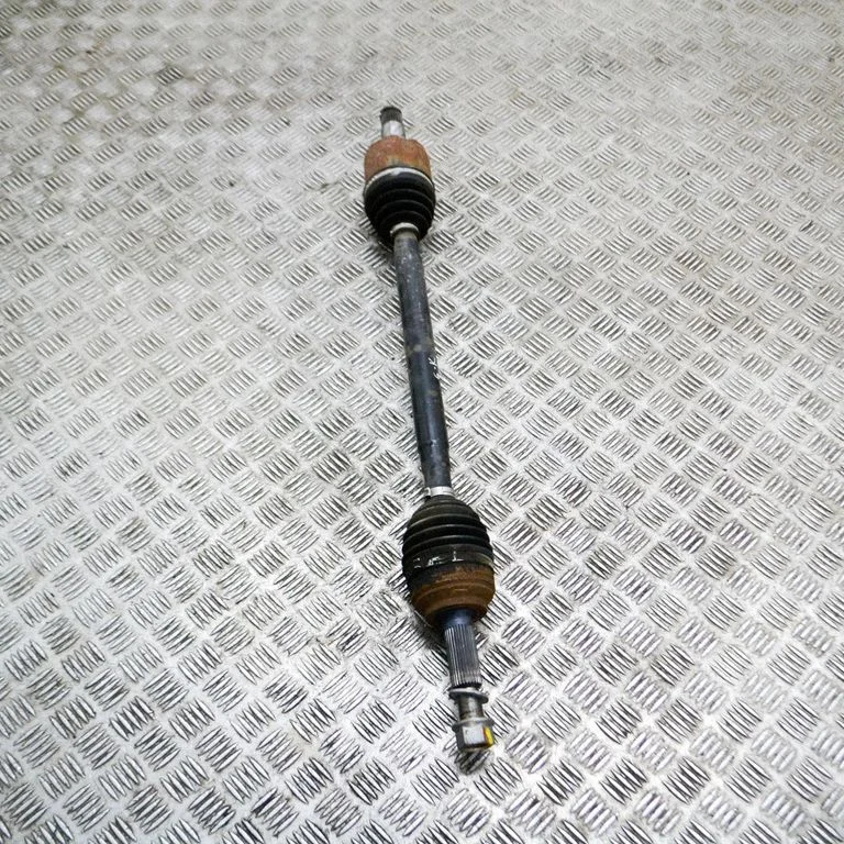 Rear driveshaft – Tesla Model S (2012-)