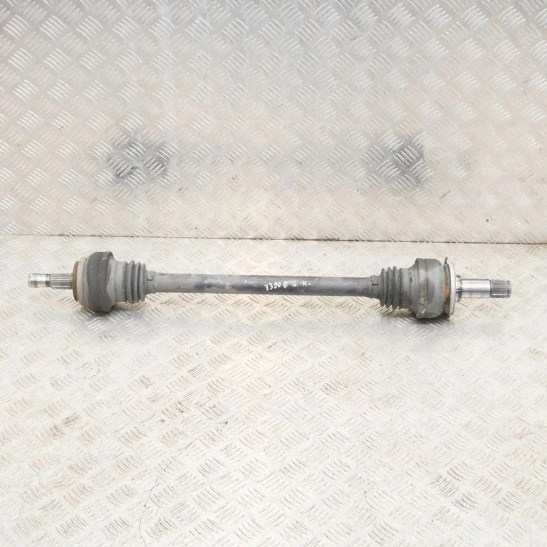 Rear driveshaft – left