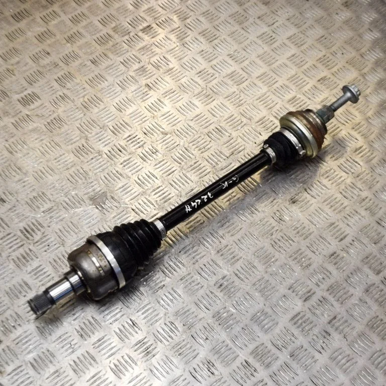 Aizmugurējā pusass 1EA501203G
