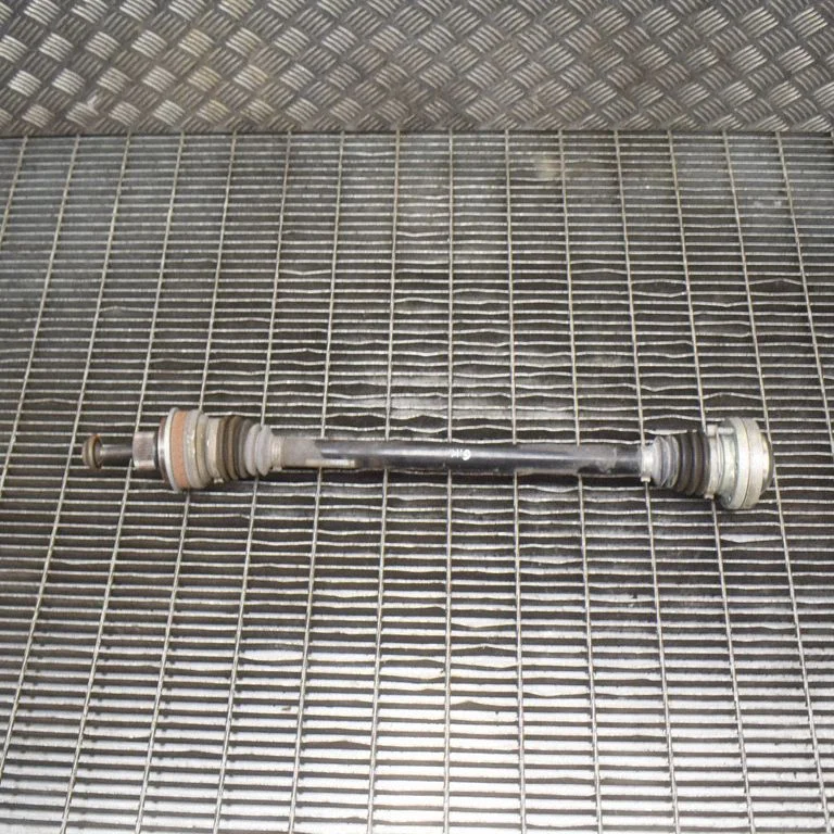 Aizmugurējā pusass 80A501203G
