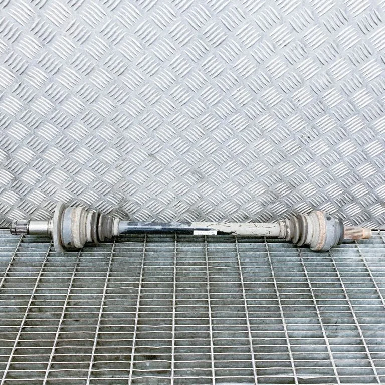 Rear driveshaft 7566074