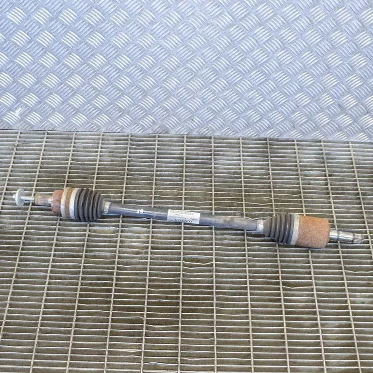 Rear driveshaft – Volvo XC60 (2009-2013)
