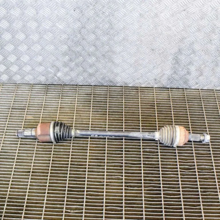 Rear driveshaft 104416100C