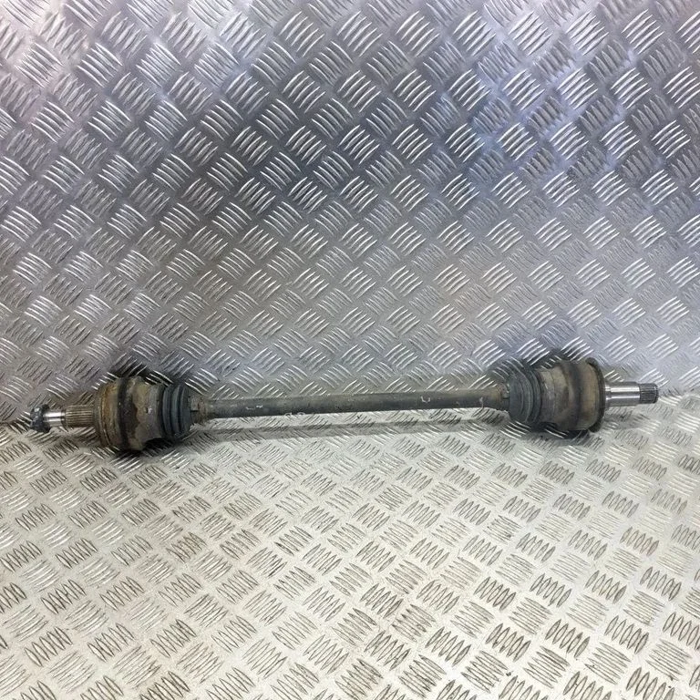 Tagumine pooltelg – Mercedes-Benz GLK-klass (X204) (2008-2016)