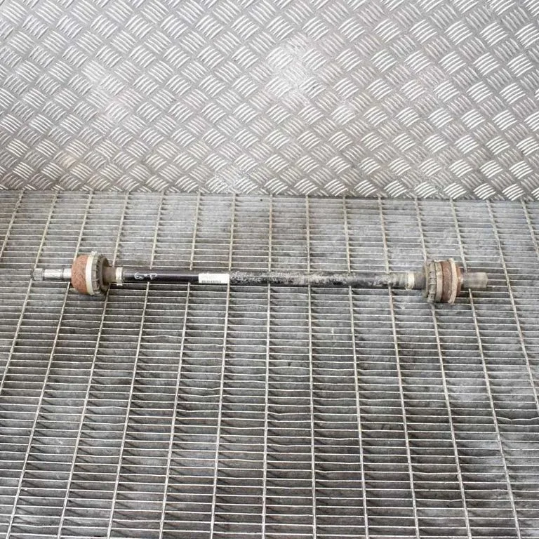 Rear driveshaft 31325816