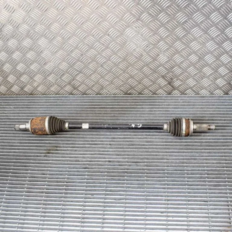 Tagumine pooltelg 42311T1GE011M1