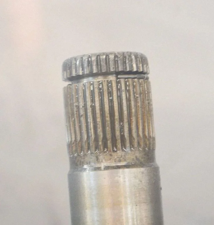 Aizmugurējā pusass – kreisā