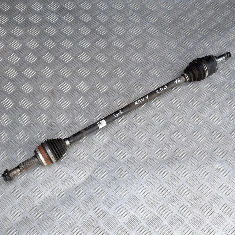 Rear driveshaft – Toyota RAV 4 (XA40) (2012-2018)