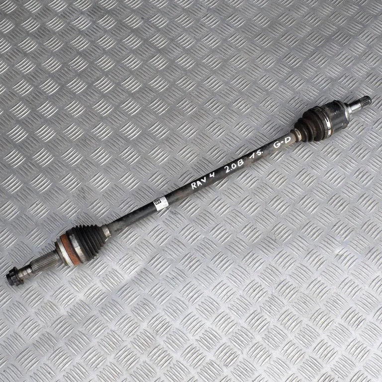 Rear driveshaft – Toyota RAV 4 (XA40) (2012-2018)