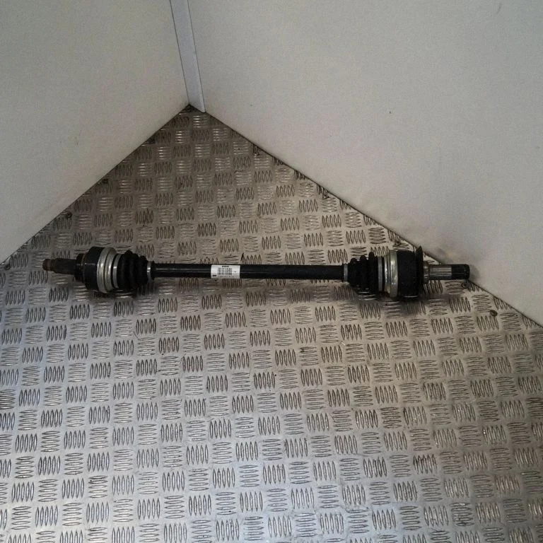 Rear driveshaft – BMW 1 Series F20 F21 (2011-2019)