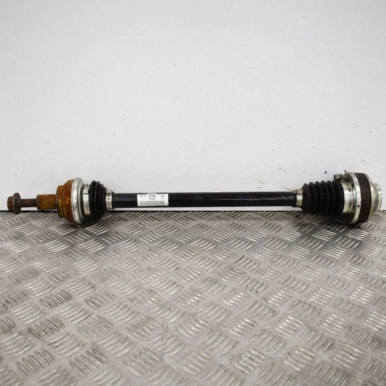 Półoś tylna 5Q0501203A