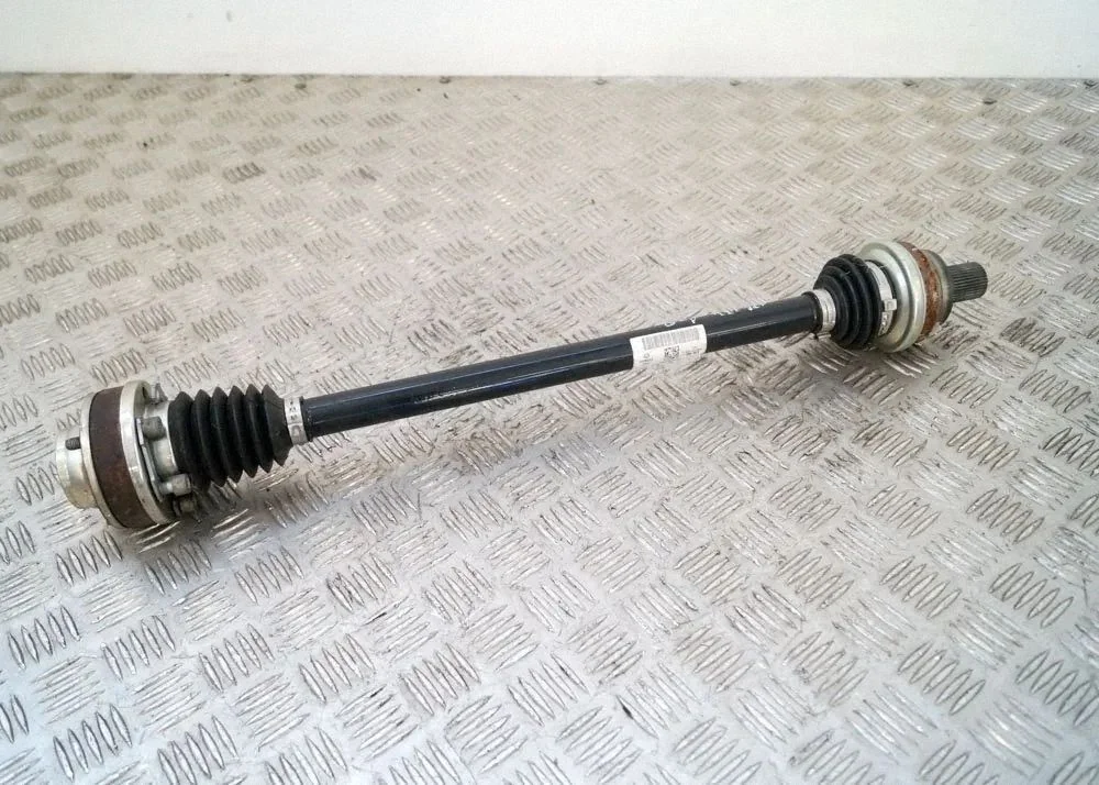 Tagumine pooltelg – Audi A3 S3 8V (2013-2019)