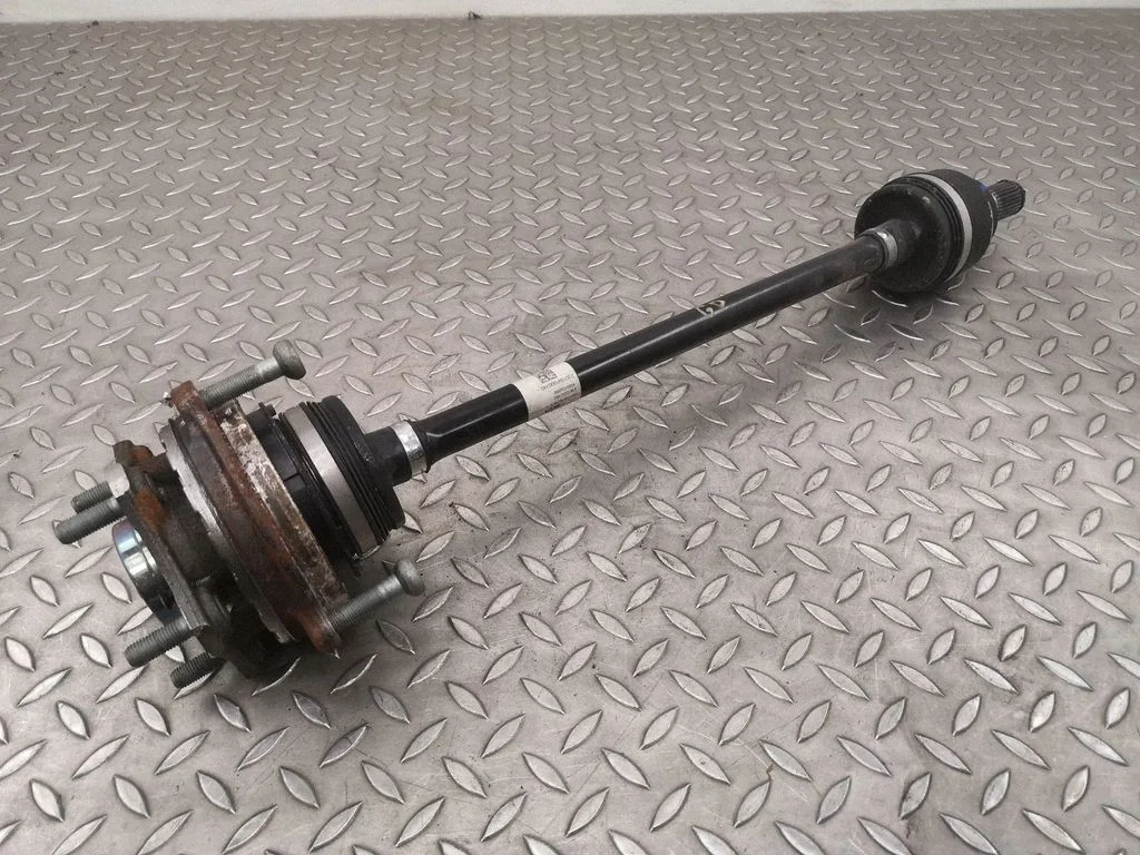Tagumine pooltelg – KIA EV6 (2021-)