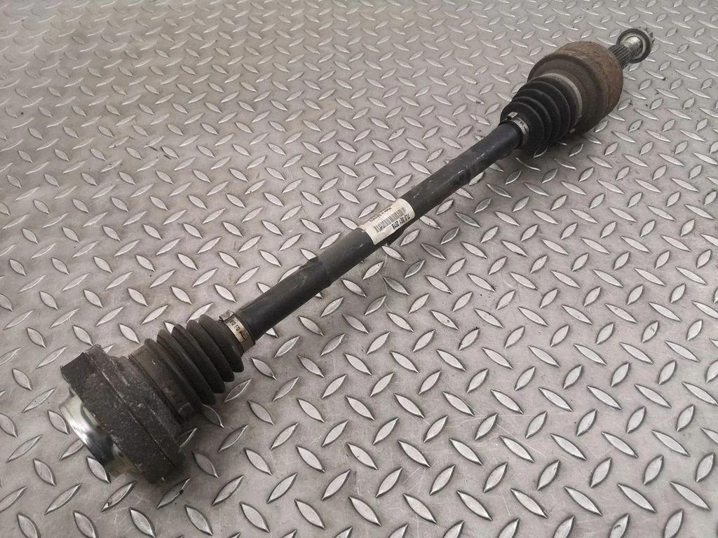 Rear driveshaft 7L0501201B
