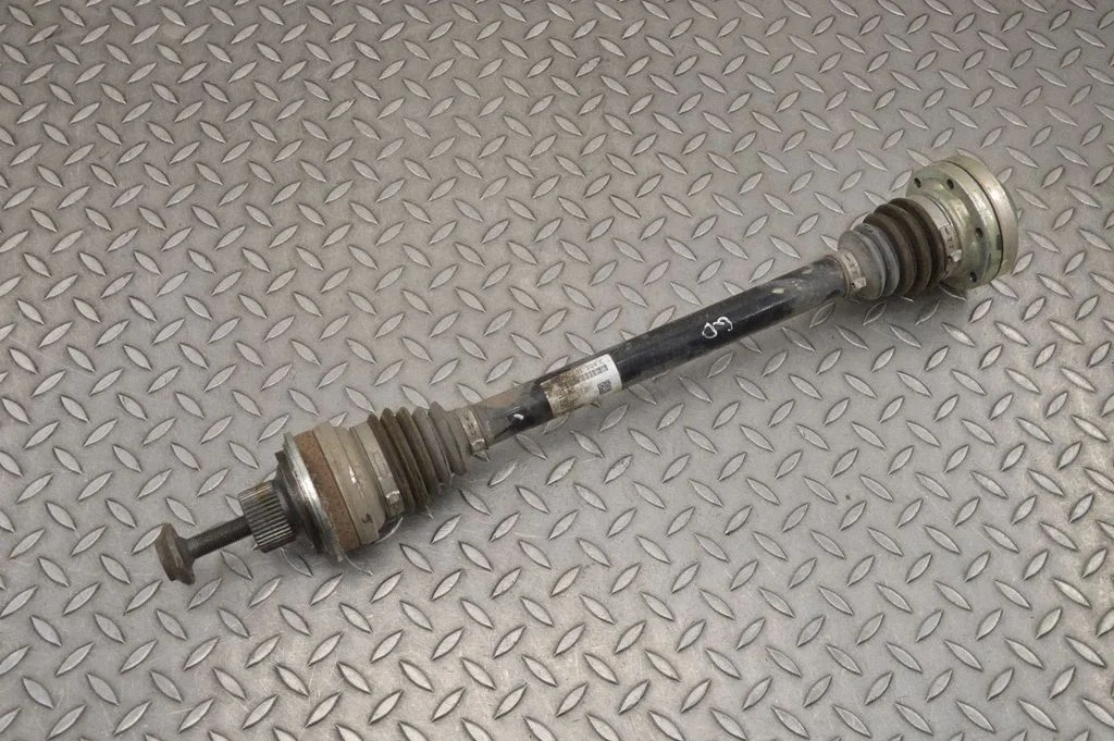 Rear driveshaft 80A501204C