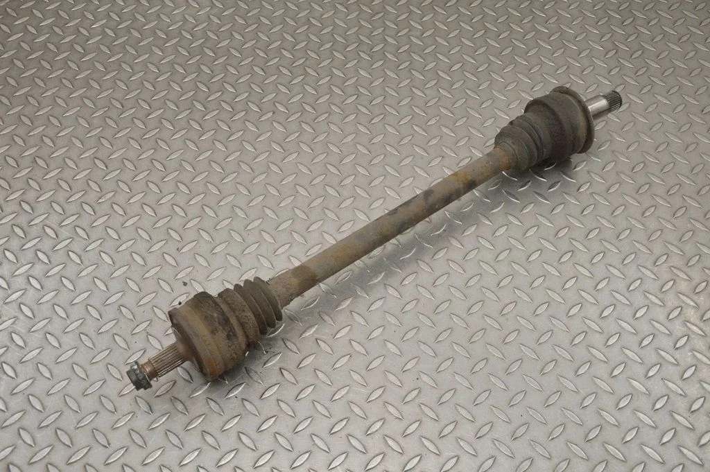 Rear driveshaft – left