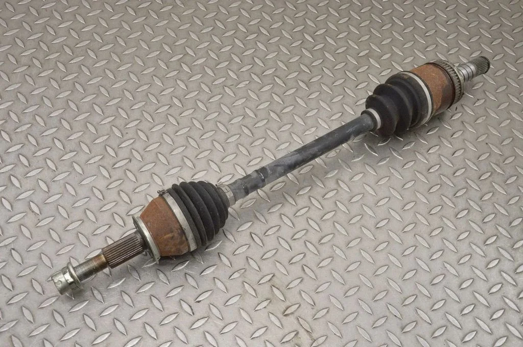 Tagumine pooltelg – vasak