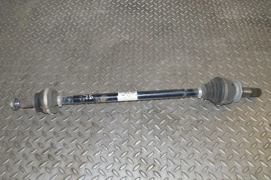 Rear driveshaft – Land Rover Range Rover L405 (2013-2021)