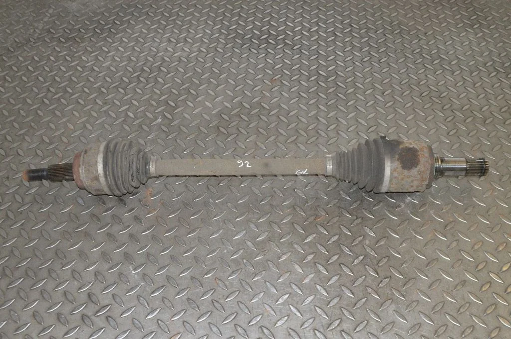 Rear driveshaft – left