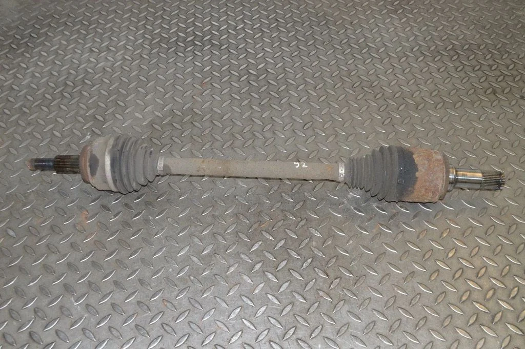 Rear driveshaft – right