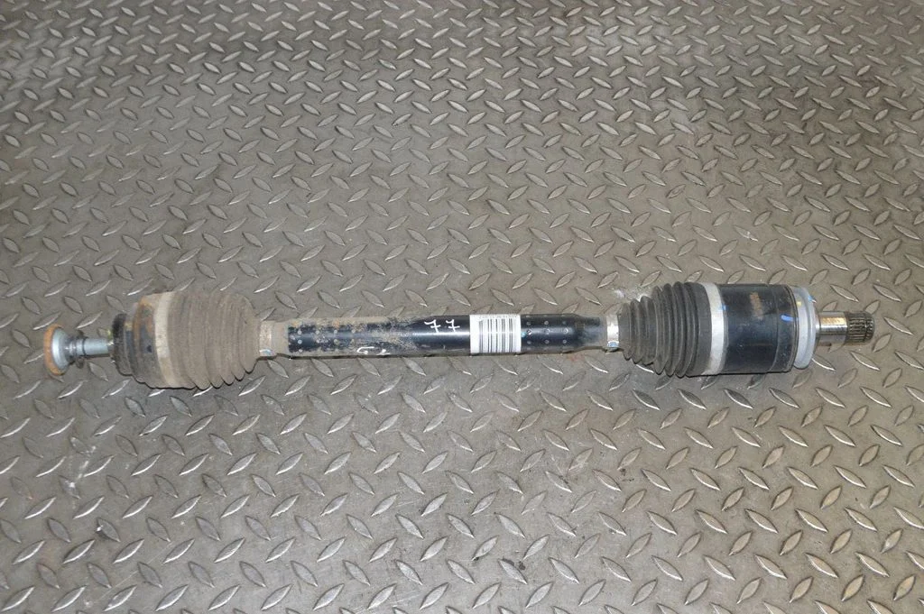 Rear driveshaft 7641213