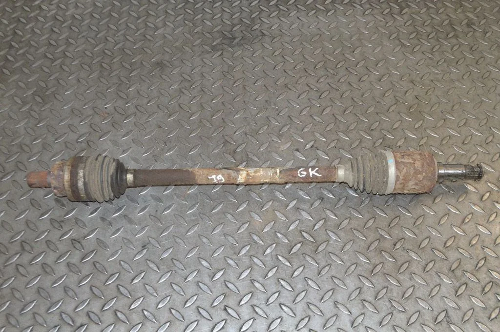Aizmugurējā pusass – Ford Kuga I (2008-2012)
