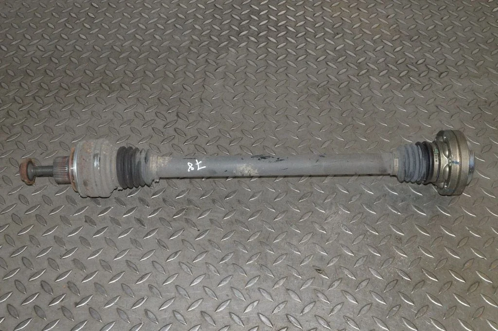 Aizmugurējā pusass 4M0501203D – Audi RS Q8 (2019-)