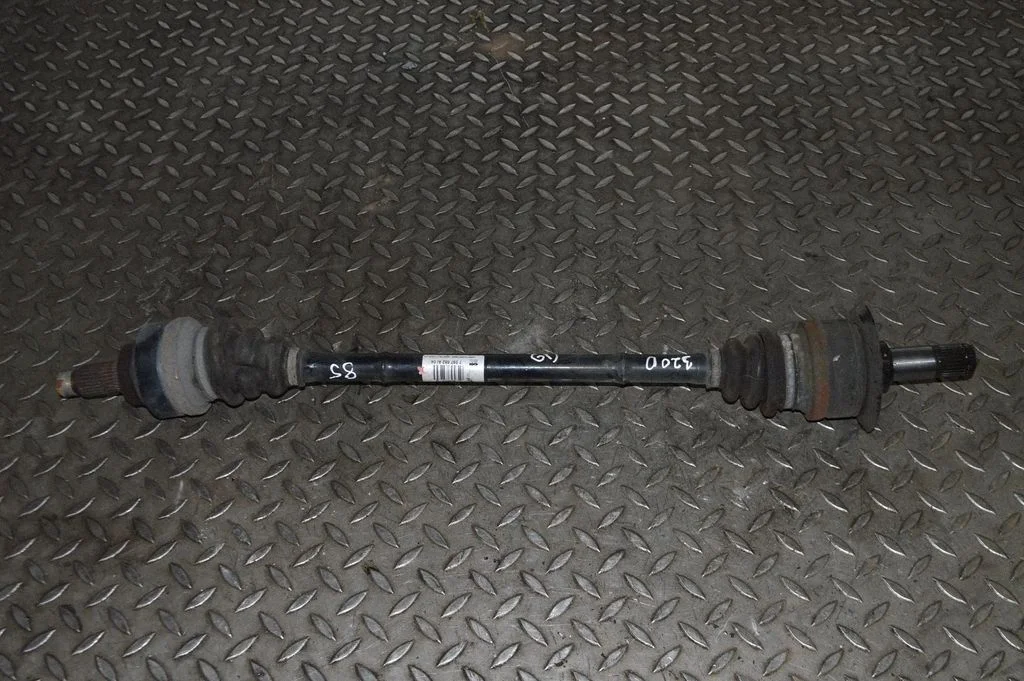 Rear driveshaft – BMW 3 Series F30 F35 F31 (2012-2018)