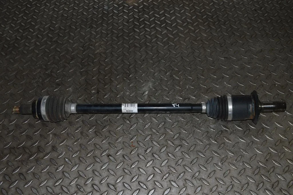Tagumine pooltelg – BMW 3-seeria F30 F35 F31 (2012-2018)