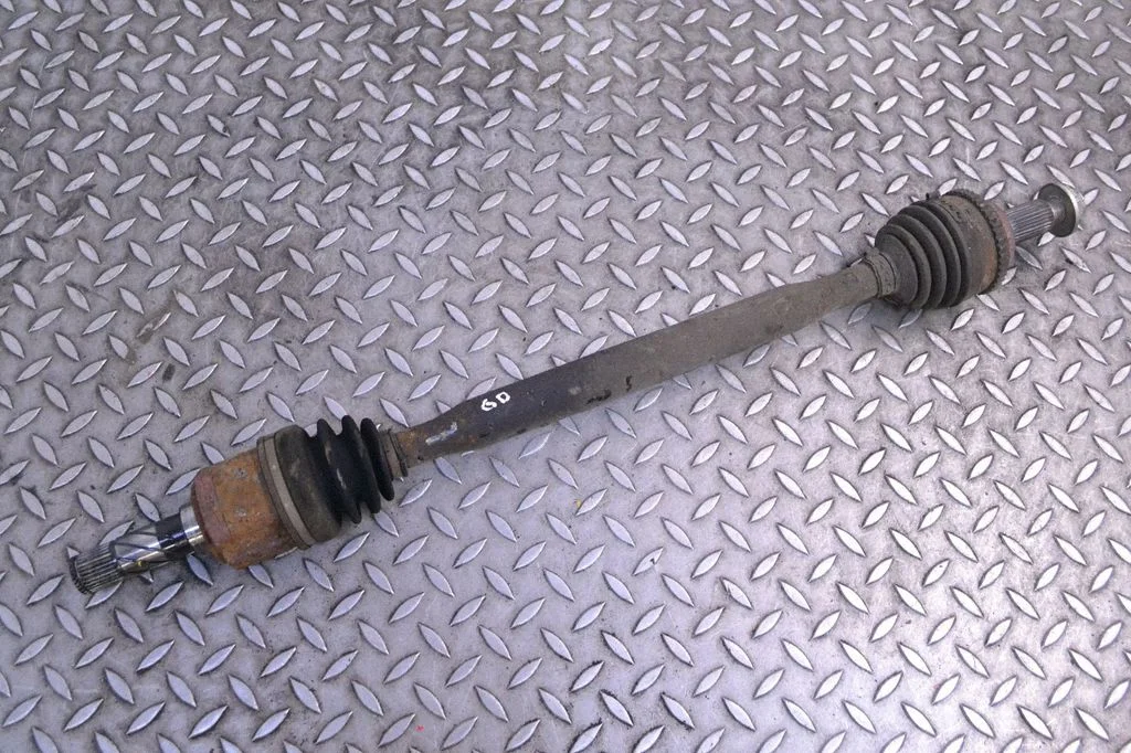 Rear driveshaft – right