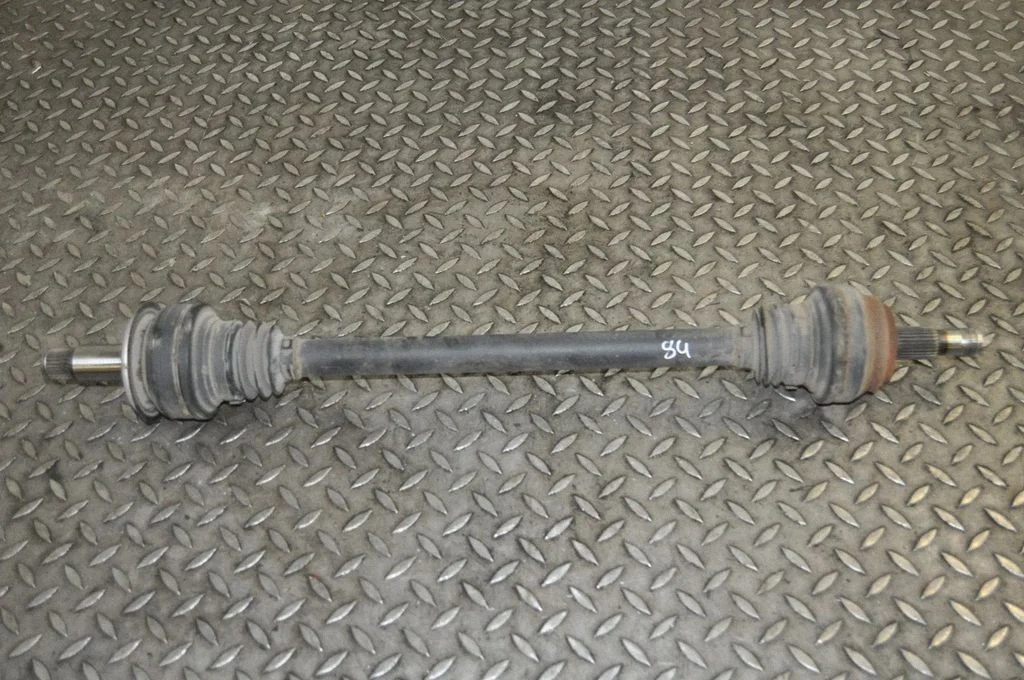Rear driveshaft – left