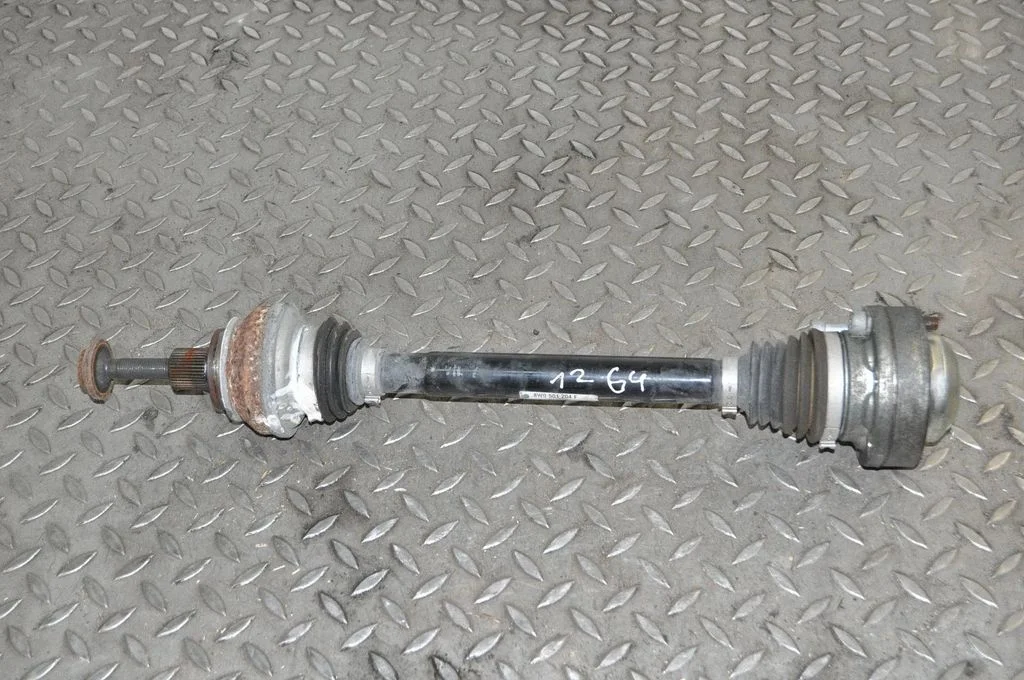 Rear driveshaft – Audi A5 (2016-2024)