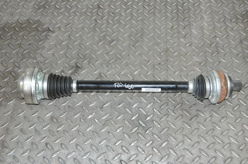 Aizmugurējā pusass 8W0501203E