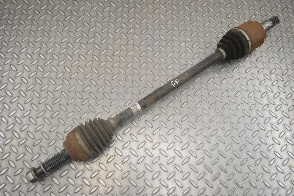 Rear driveshaft 102716100C