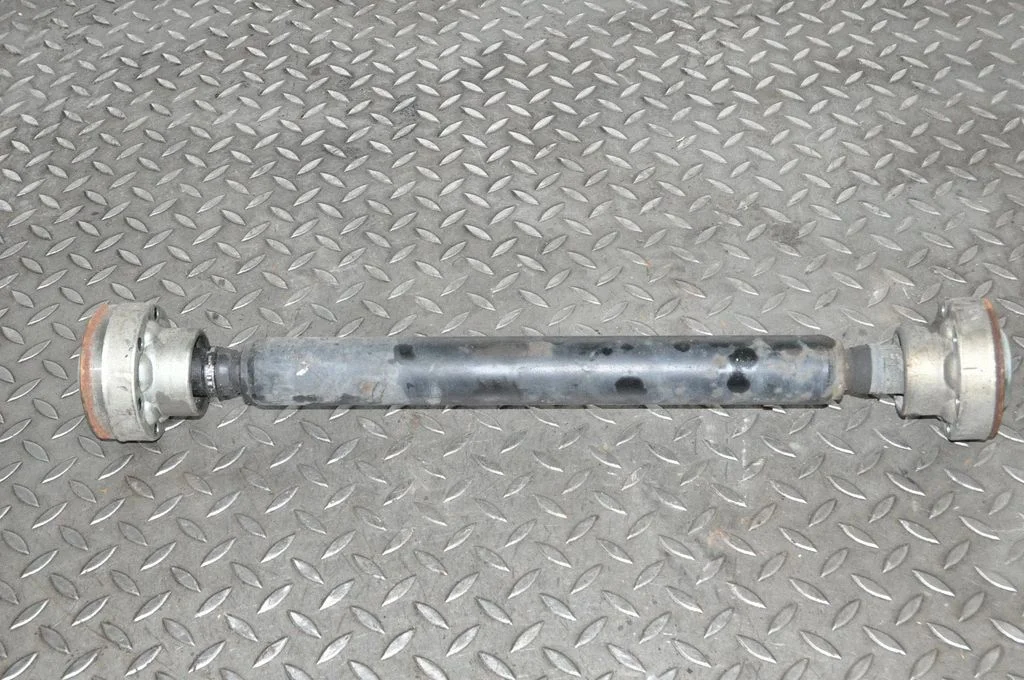 Priekšējais kardāns 7L0521101D