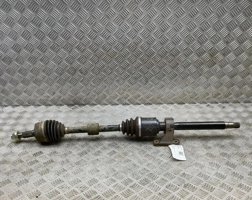 Front driveshaft 4132041020 – KG Mobility Torres (U100, J100) (2022-)
