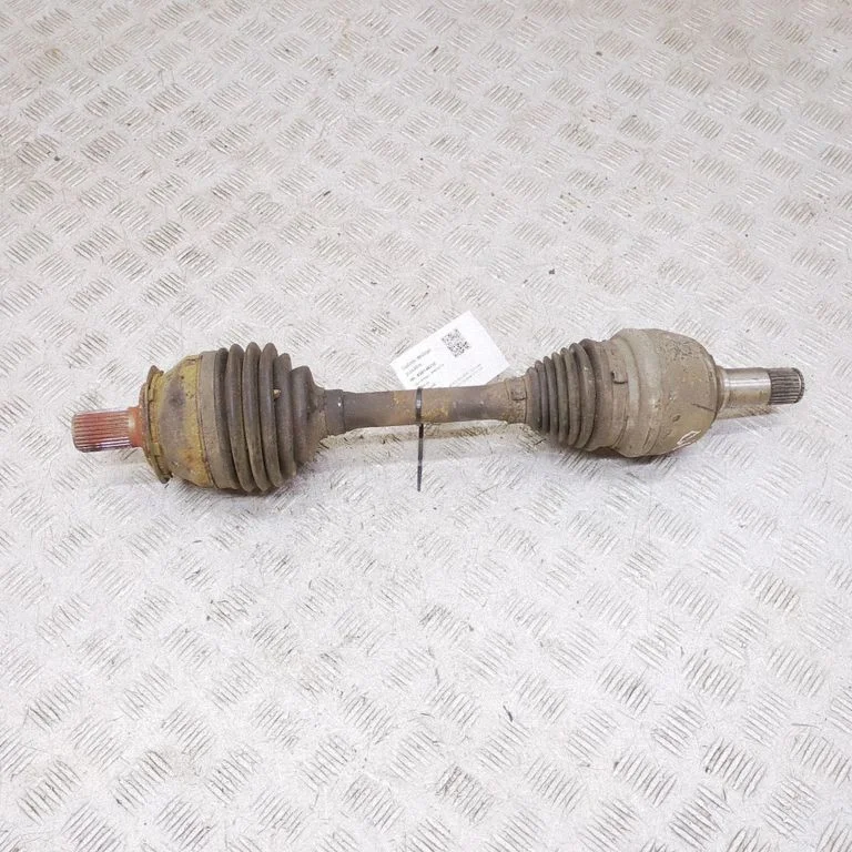 Front driveshaft – Mercedes-Benz CLA-Class C117 X117 W117 (2013-2019)
