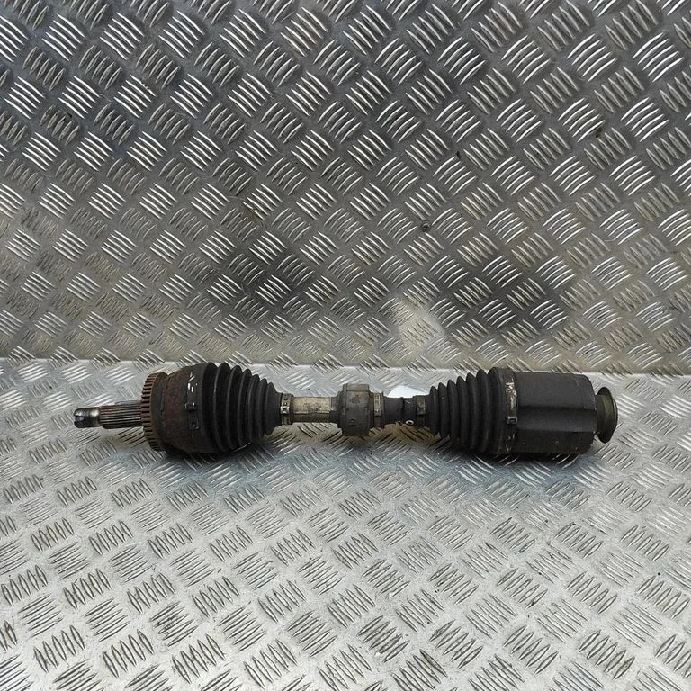 Priekšējā pusass 495012W080
