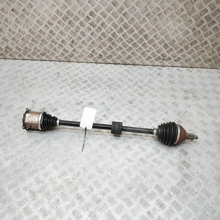 Priekšējā pusass 2Q0407272CB
