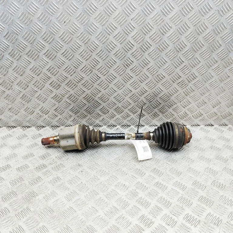 Front driveshaft 8643375