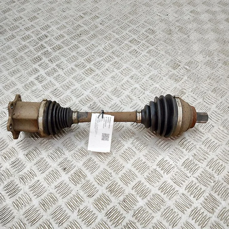 Priekšējā pusass 3Q0407271AH