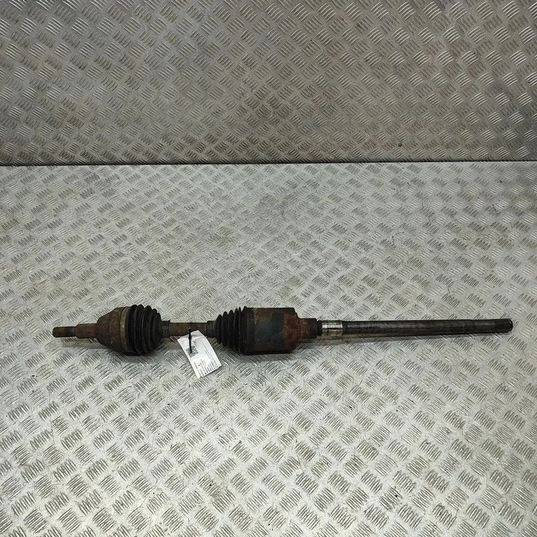 Priekšējā pusass K05189278AA