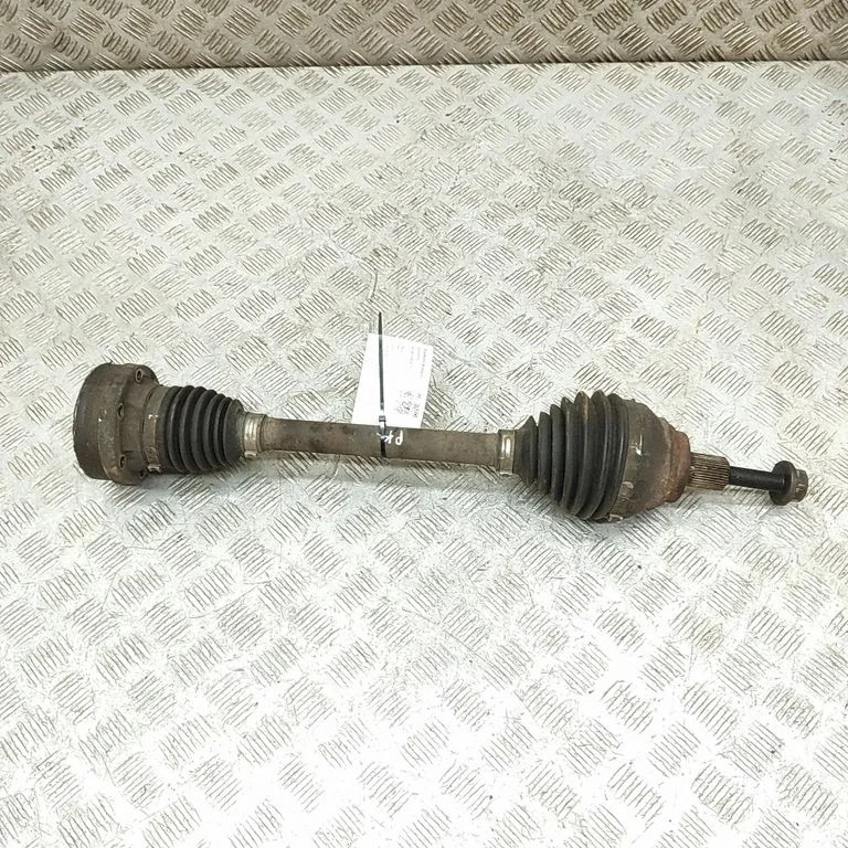 Priekšējā pusass 3Q0407271AR