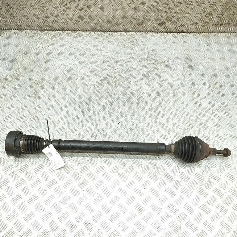 Priekšējā pusass 3Q0407272BP