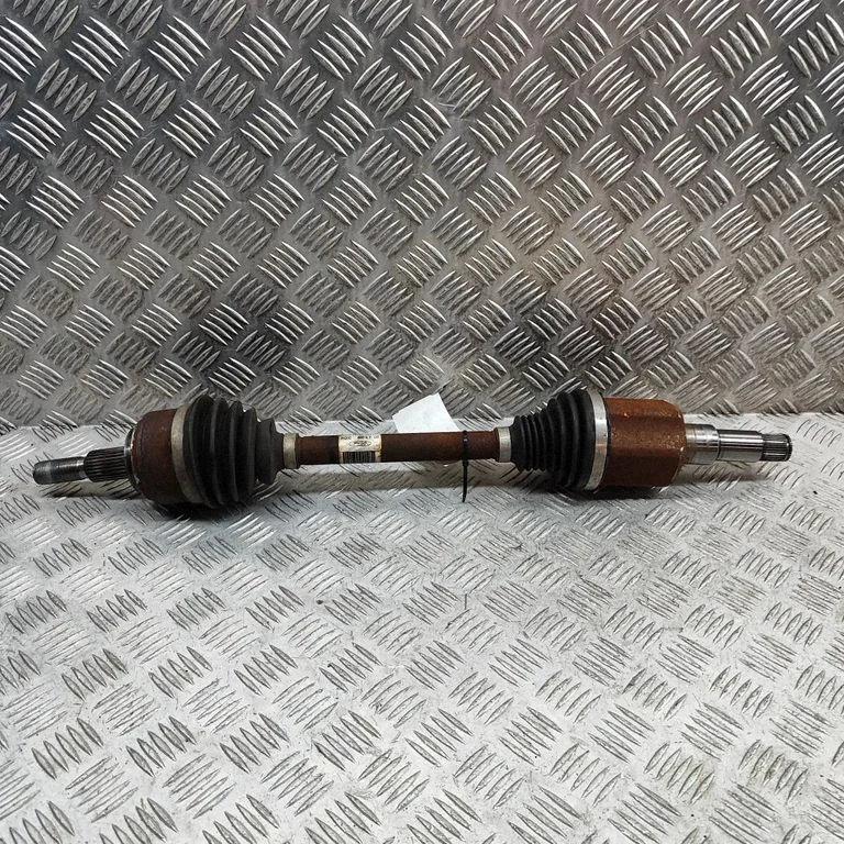 Półoś przednia LX673B437MAD