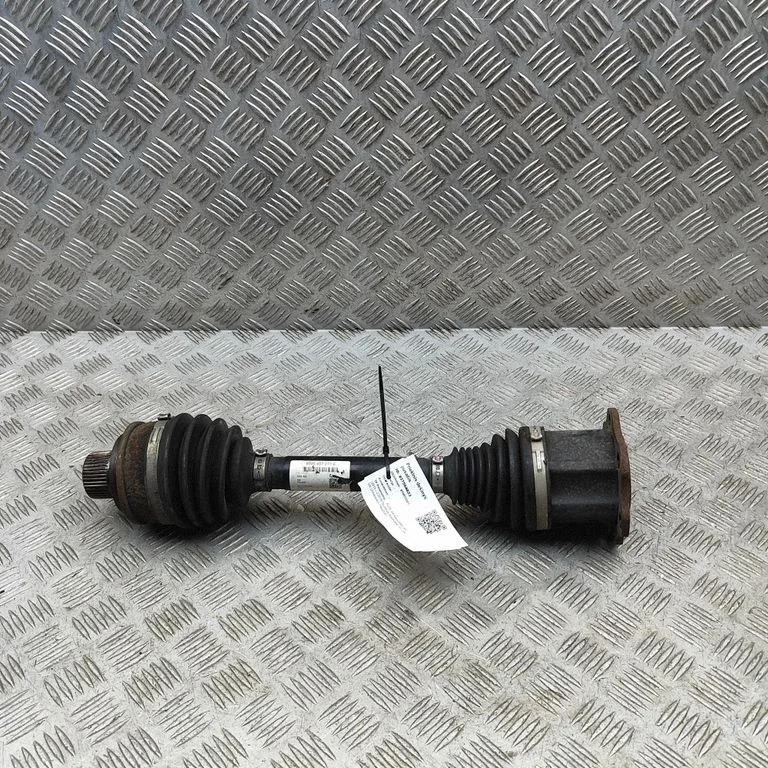 Front driveshaft 8W0407271E
