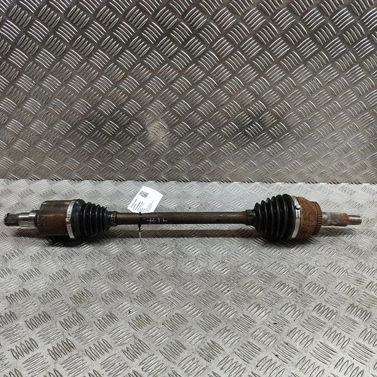 Front driveshaft – left