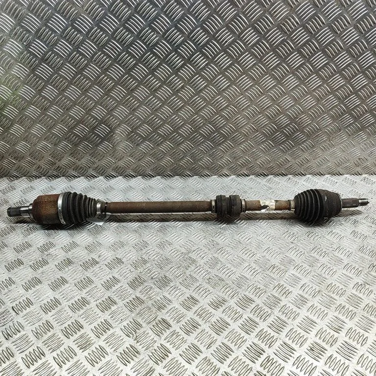 Priekšējā pusass 49501J7530