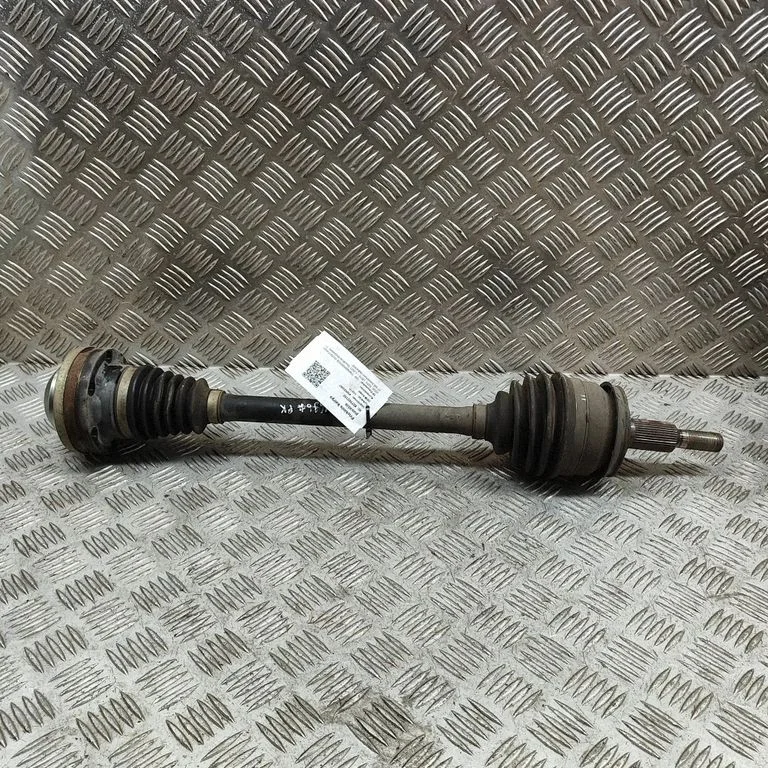 Priekšējā pusass 7LA407271B