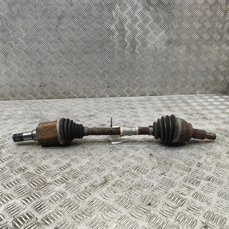 Priekšējā pusass HK833N129AA